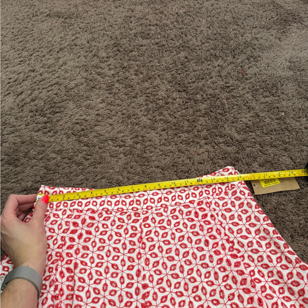 NEW Cremieux Red & White Shayla Eyelet High Rise Skirted Shorts Size 8 NEW $89 - Picture 7 of 9